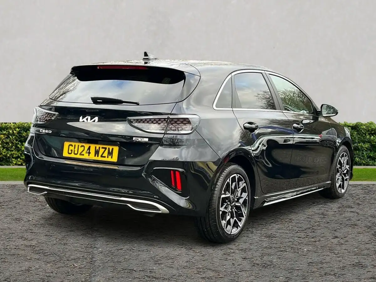 2024-kia-ceed-15-t-gdi-gt-line-158bhp-big-2