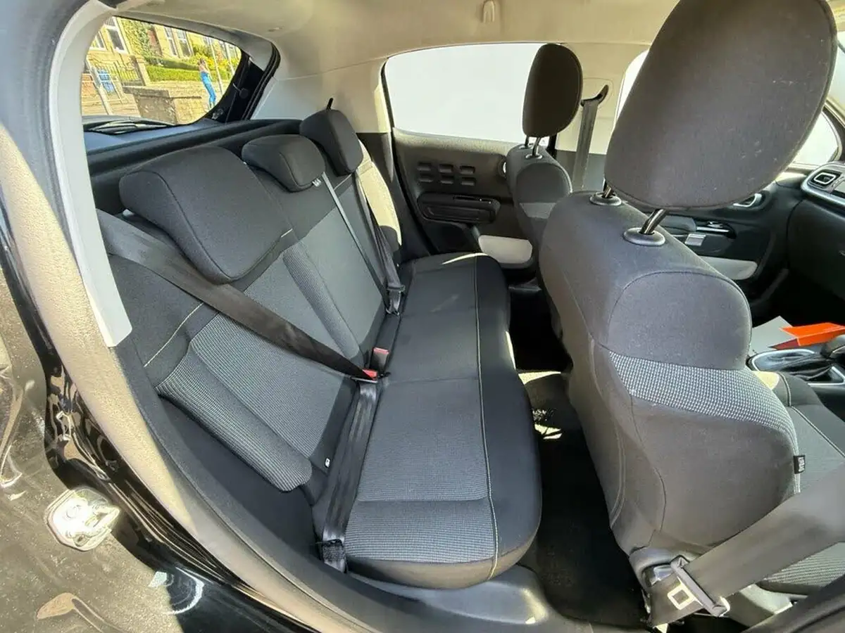 2024-citroen-c3-12-puretech-plus-110ps-eat6-big-18