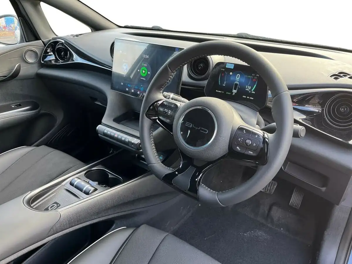 2024-byd-dolphin-e-design-big-4