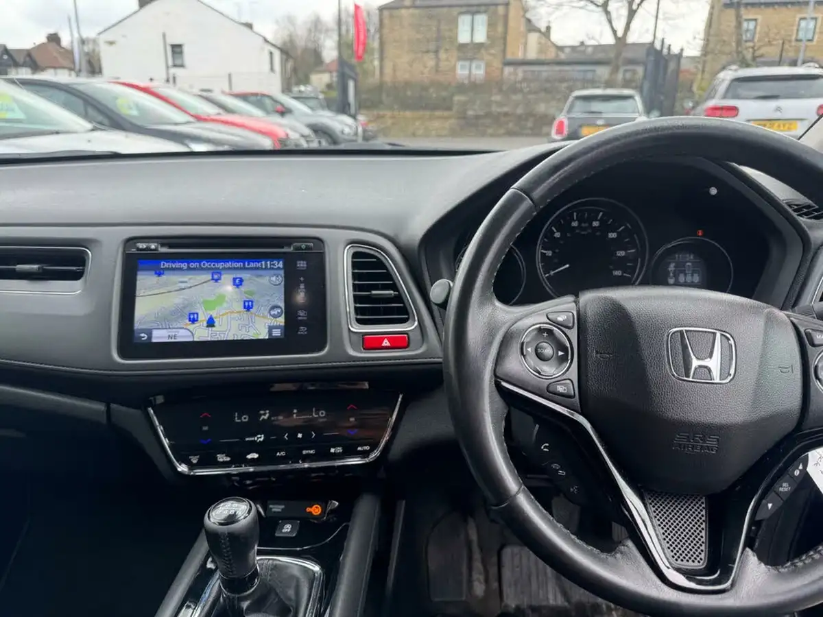 2017-honda-hr-v-16-i-dtec-se-navi-big-5