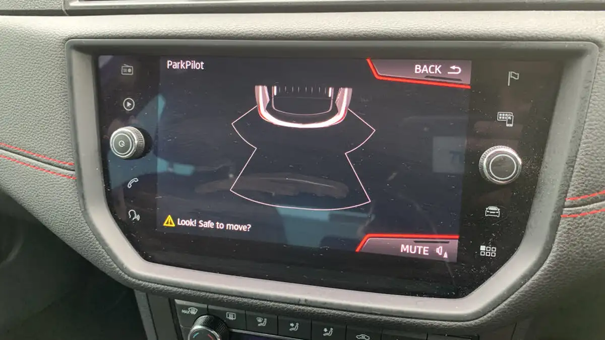 2020-seat-arona-15-tsi-evo-fr-sport-big-28