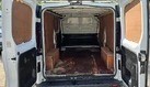 2017-renault-trafic-16dci-ll29-125-business-panel-small-9