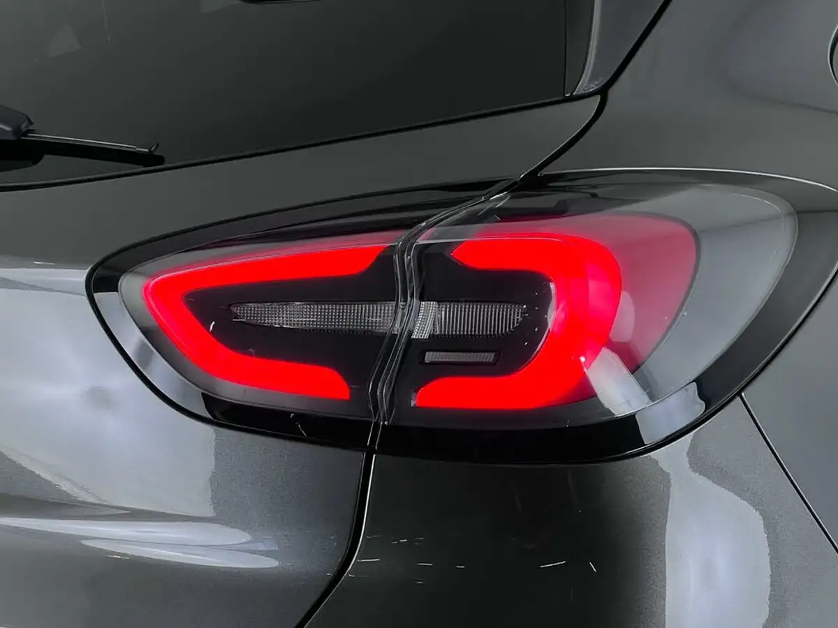 2021-ford-puma-suv-10-st-line-vignale-125ps-auto-big-7