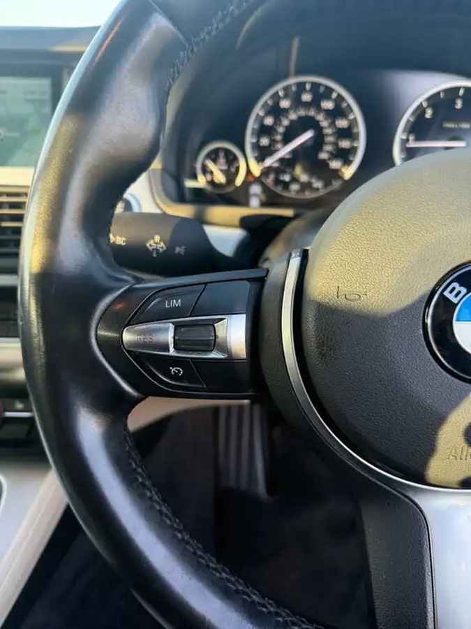 2014-bmw-5-series-20td-520d-m-sport-184bhp-saloon-4d-auto-big-16