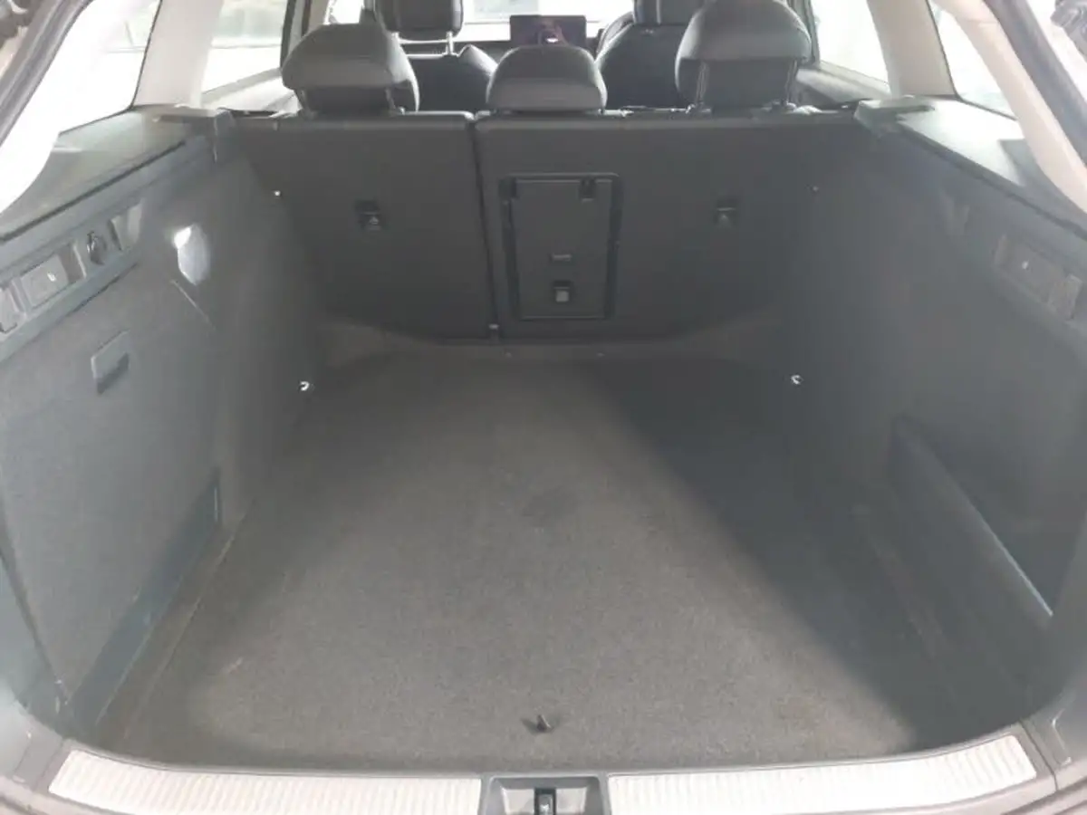 2024-skoda-superb-20tdi-se-l-150ps-scr-estate-dsg-big-7