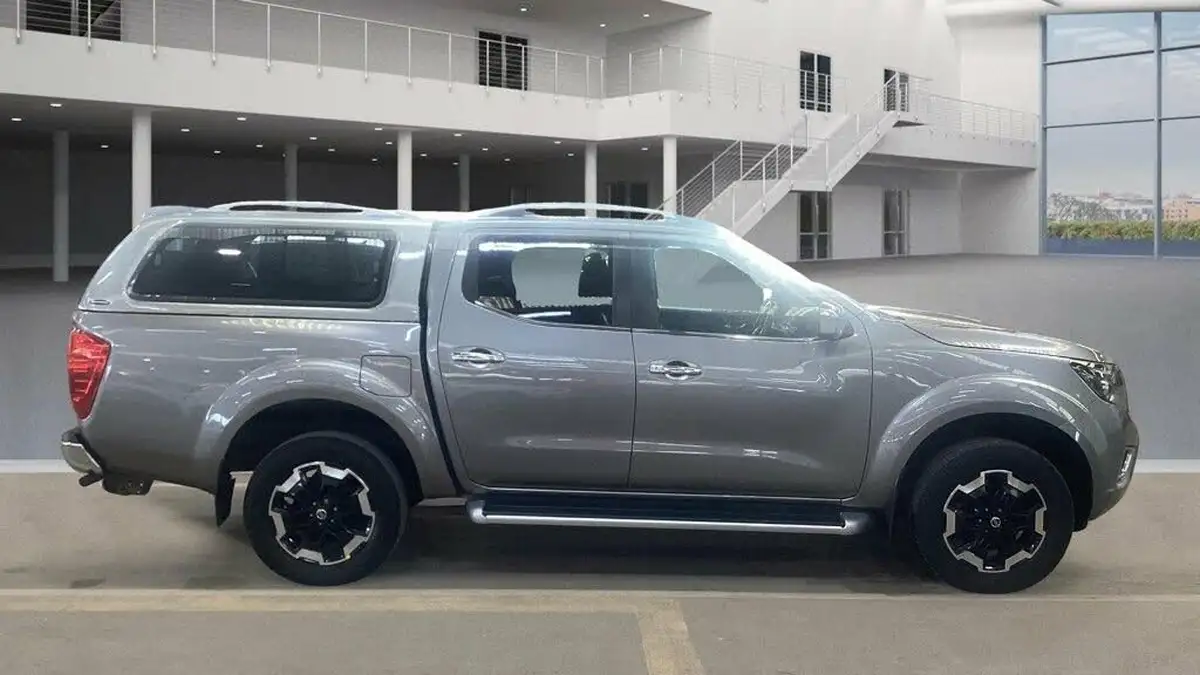 2020-nissan-navara-23dci-tt-tekna-8-navileather-big-4