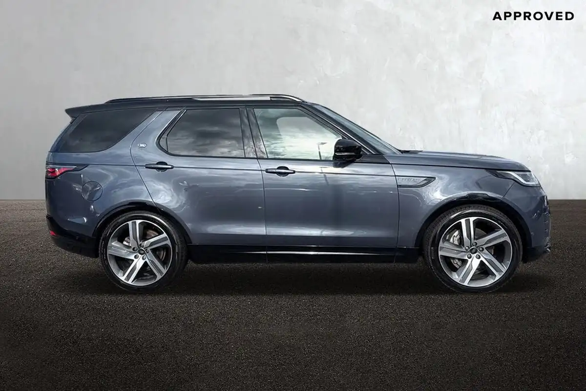 2024-land-rover-discovery-30-d300-dynamic-hse-big-5