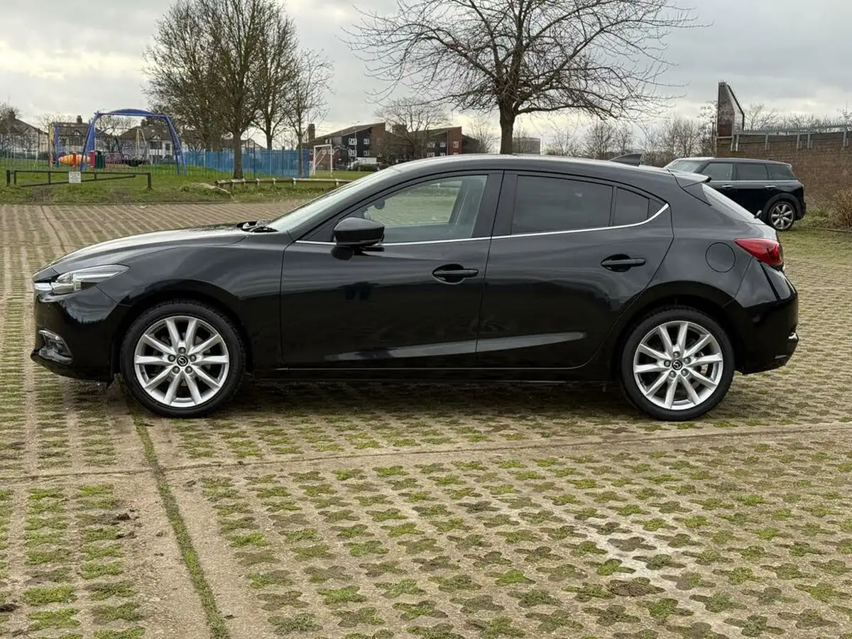 2018-mazda-mazda3-20-sport-nav-120ps-hatchback-5d-big-1