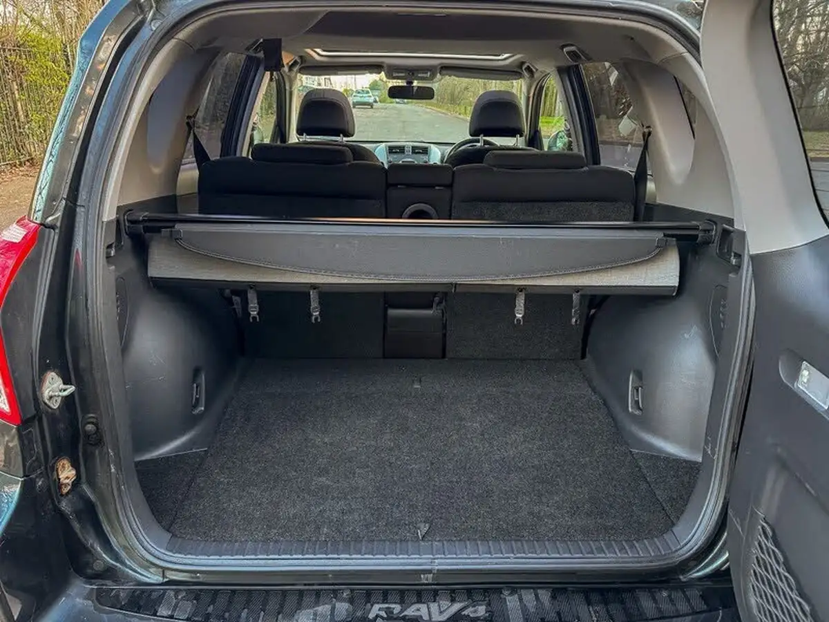 2007-toyota-rav4-20-xt-r-auto-big-25