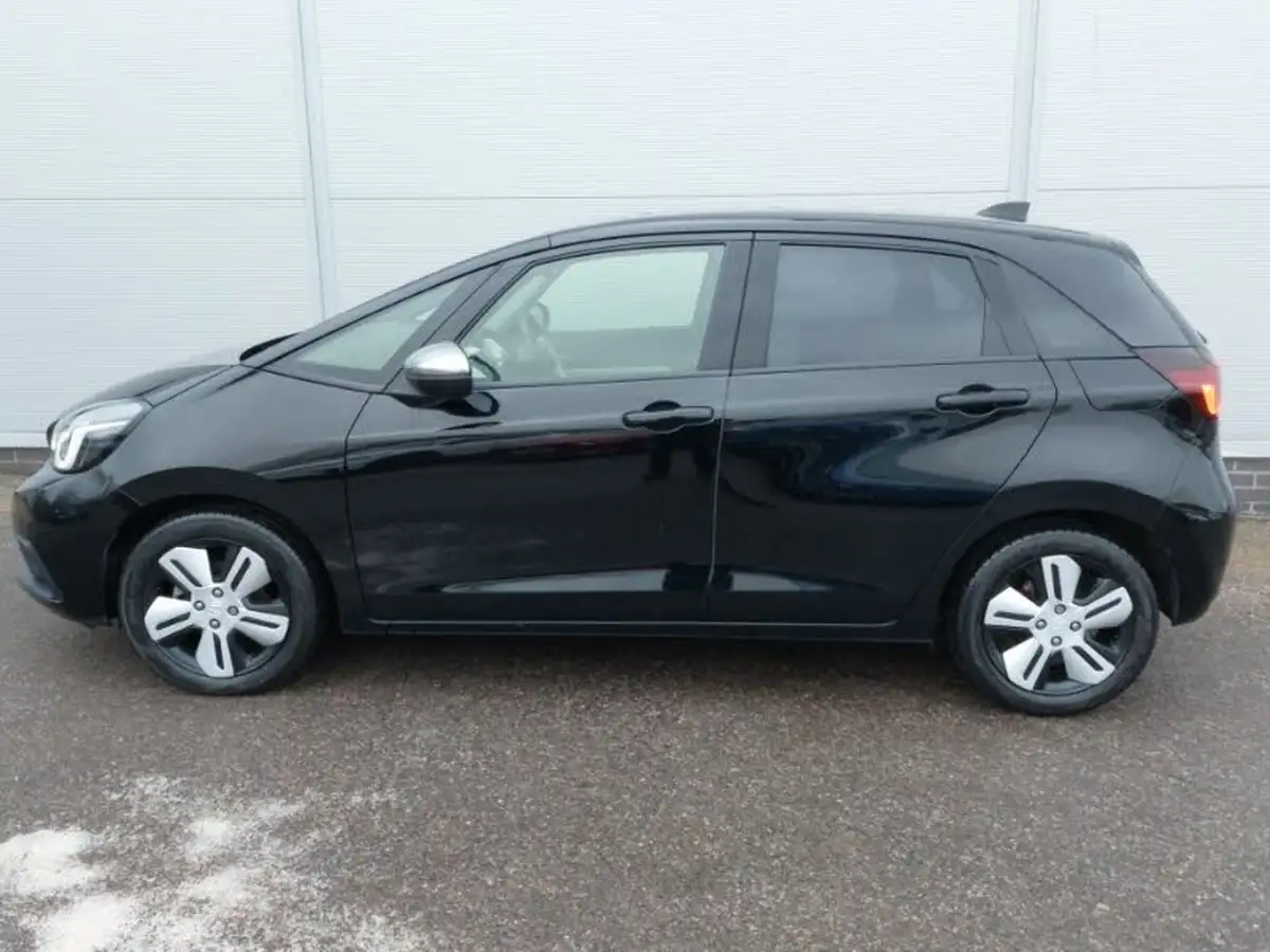 2021-honda-jazz-15-i-mmd-ex-107ps-big-3