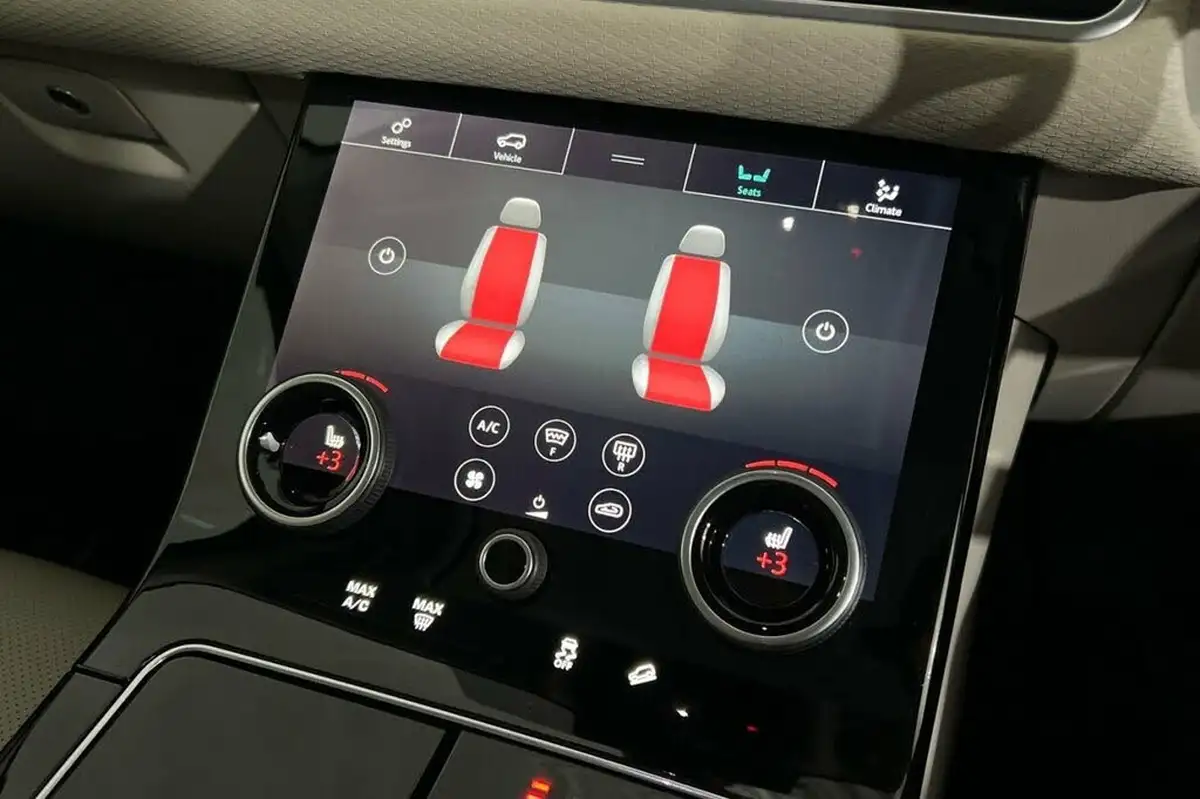 2019-land-rover-range-rover-velar-20-p250-s-big-36