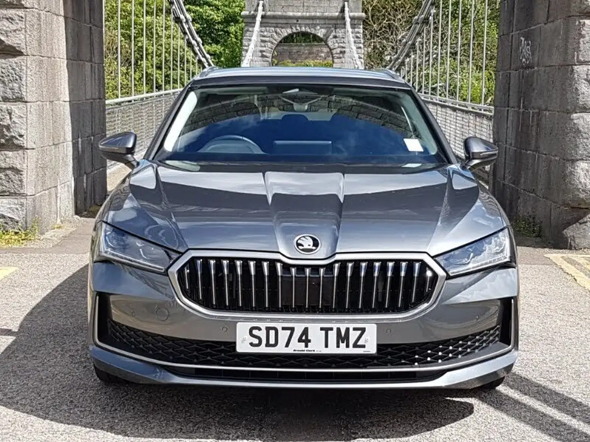 2024-skoda-superb-20tdi-se-l-150ps-scr-estate-dsg-big-11