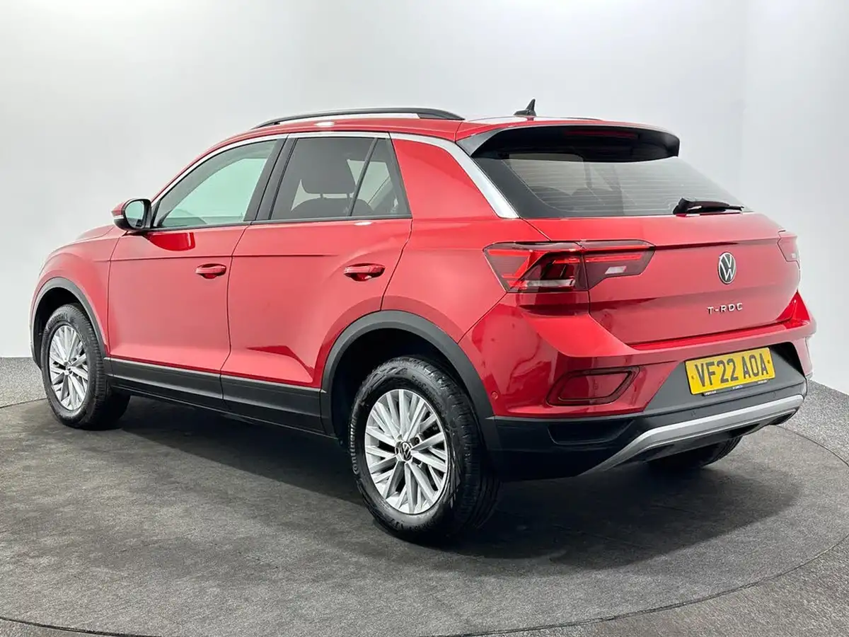 2022-volkswagen-t-roc-15-tsi-life-big-5