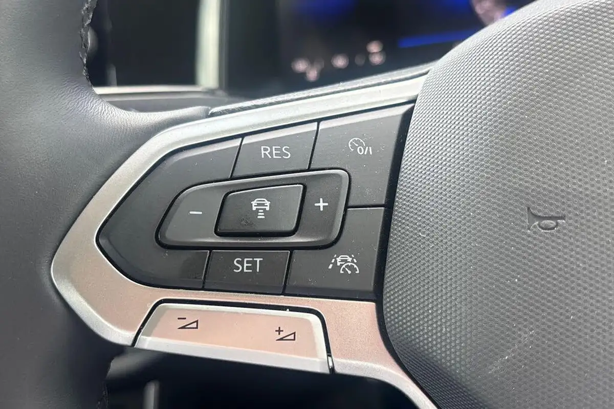 2024-volkswagen-taigo-10-tsi-life-110ps-big-14