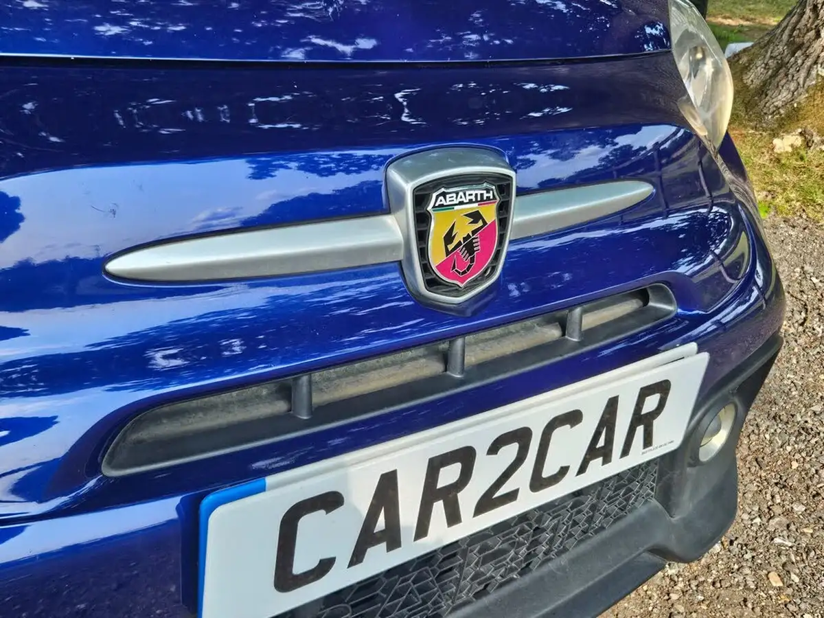 2016-abarth-595-14-tjet-big-43