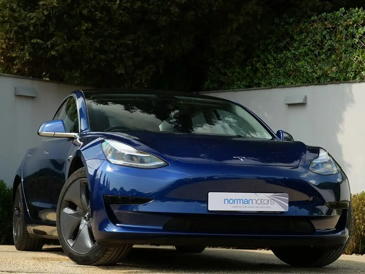 2020-tesla-model-3-e-standard-plus-big-5
