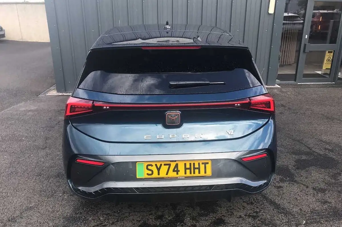 2024-cupra-born-e-v2-edition-big-9