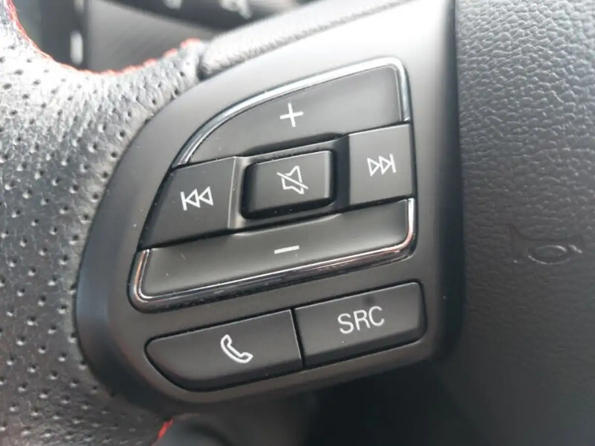 2021-mg-zs-suv-15-vti-tech-exclusive-big-11