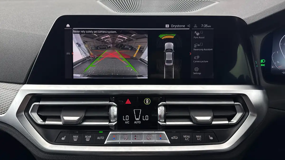2021-bmw-3-series-20-330i-m-sport-saloon-4d-big-17