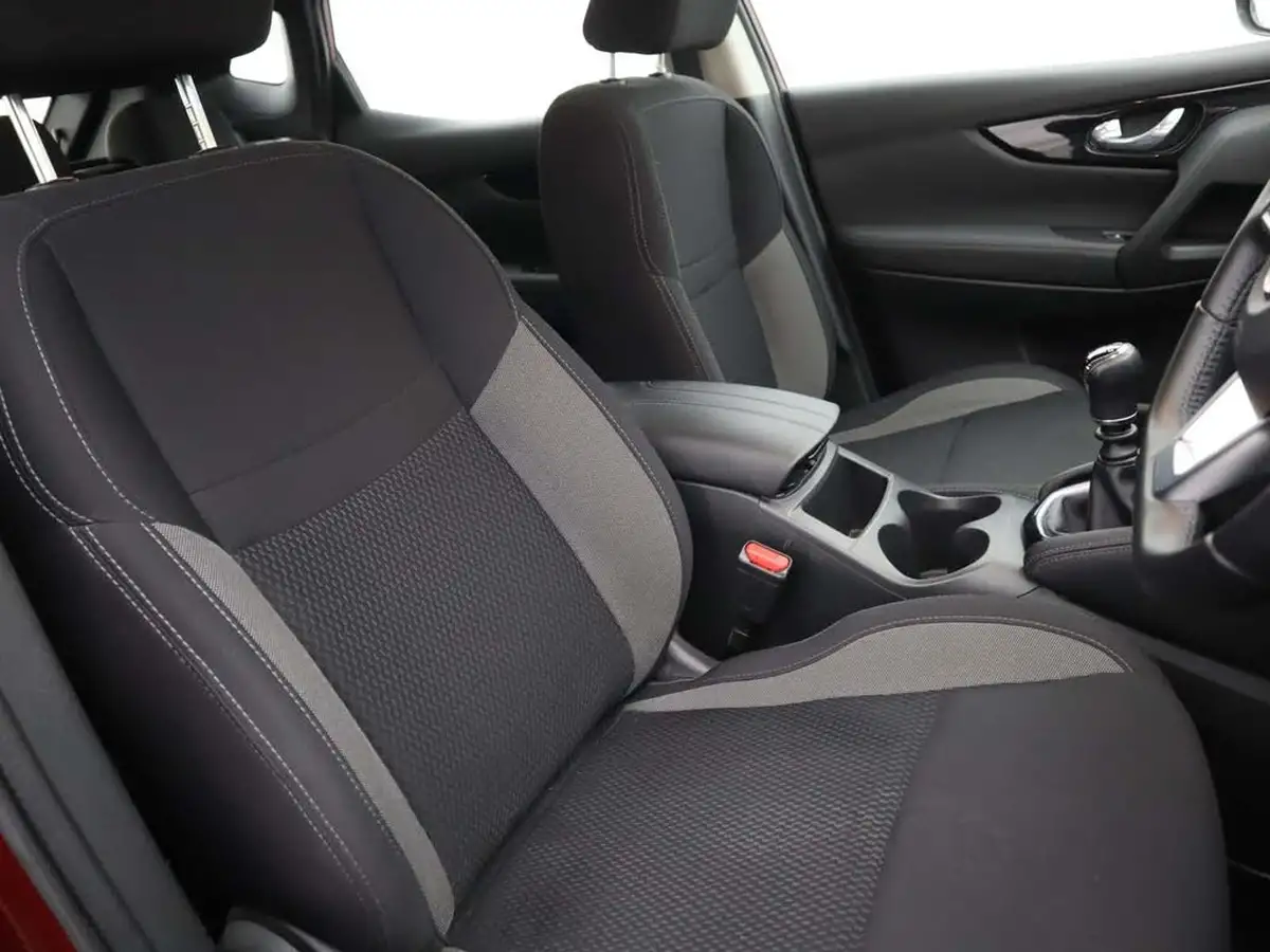 2019-nissan-qashqai-15dci-acenta-premium-heat-pack-big-10