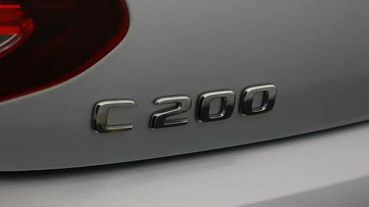 2019-mercedes-benz-c-class-15-c200-amg-line-premiumss-coupe-2d-big-20