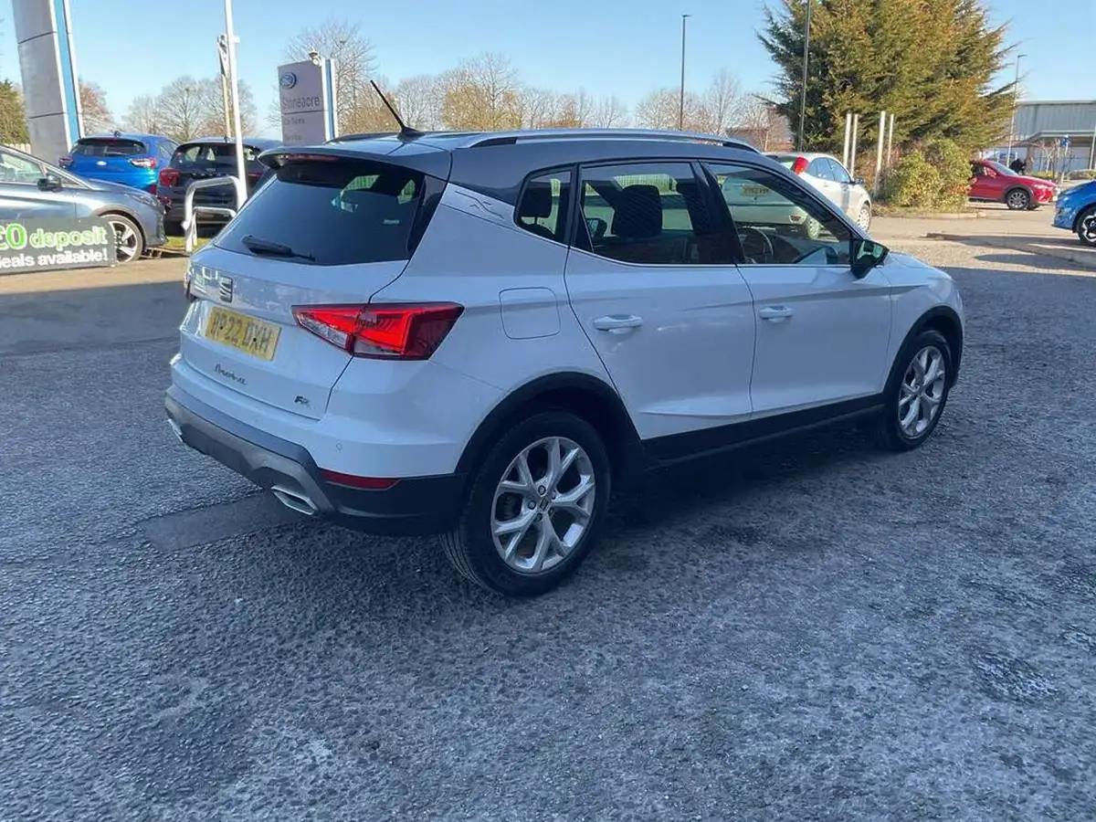 2022-seat-arona-10-tsi-fr-big-1