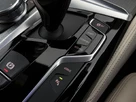 2019-bmw-5-series-small-32