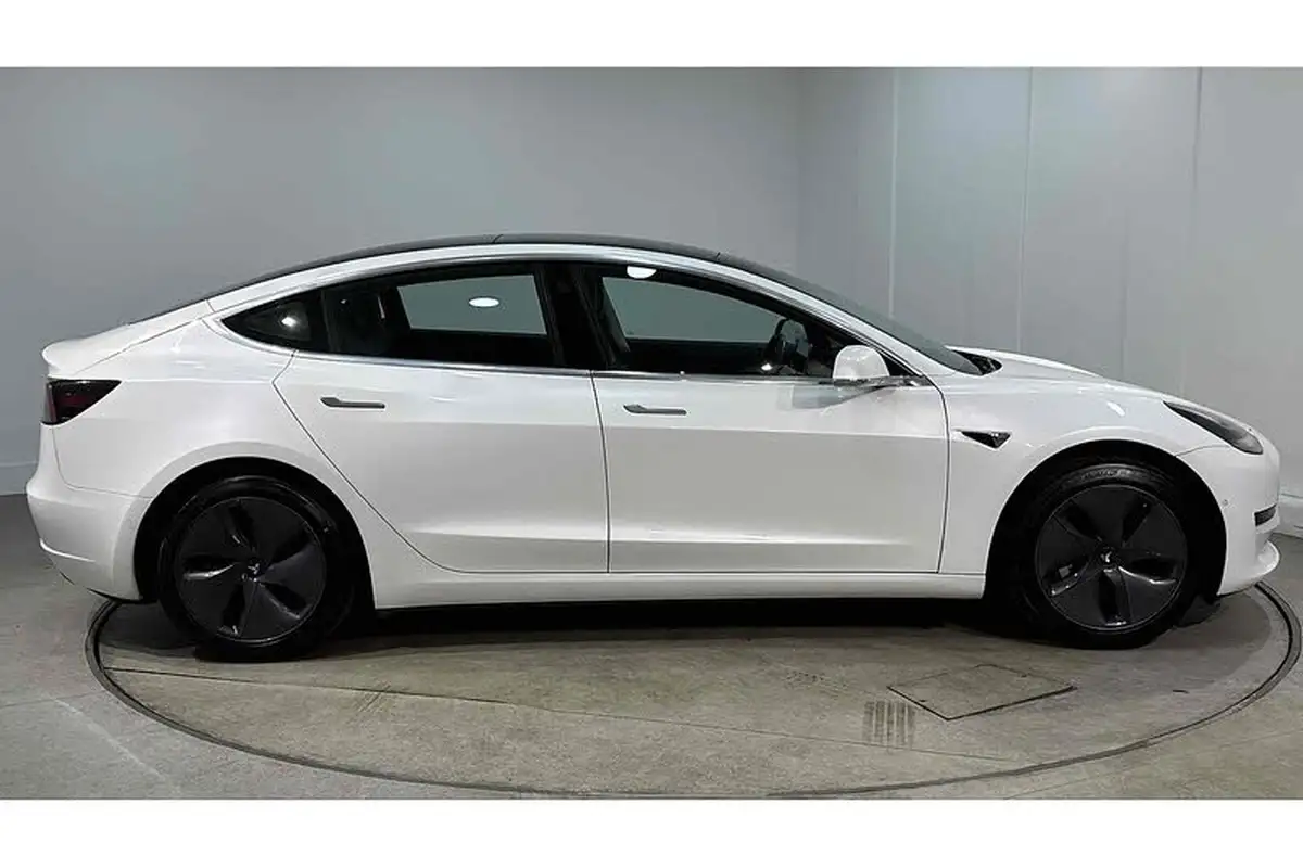 2020-tesla-model-3-e-standard-plus-big-4