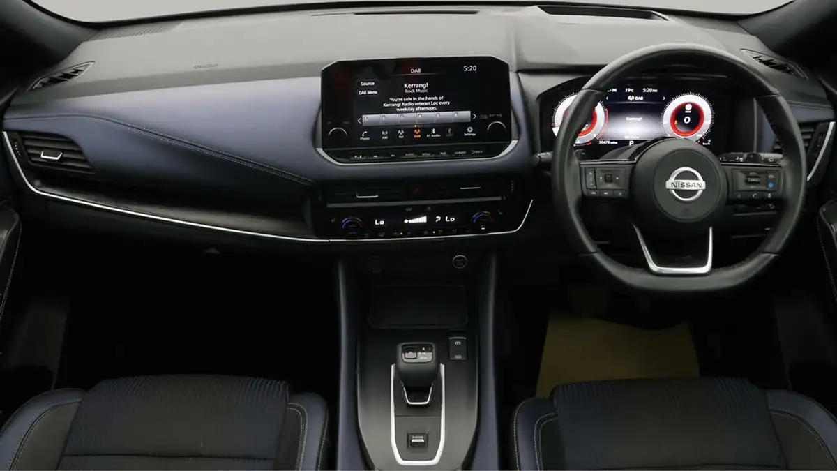 2022-nissan-qashqai-13-dig-t-tekna-158ps-xtronic-big-13