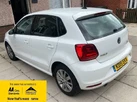 2015-volkswagen-polo-12-tsi-se-5d-dsg-small-2