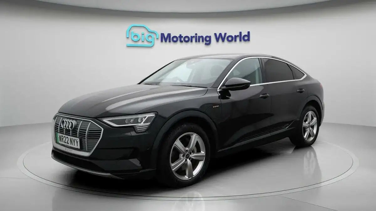 2022-audi-e-tron-50e-technik-sportback-big-3