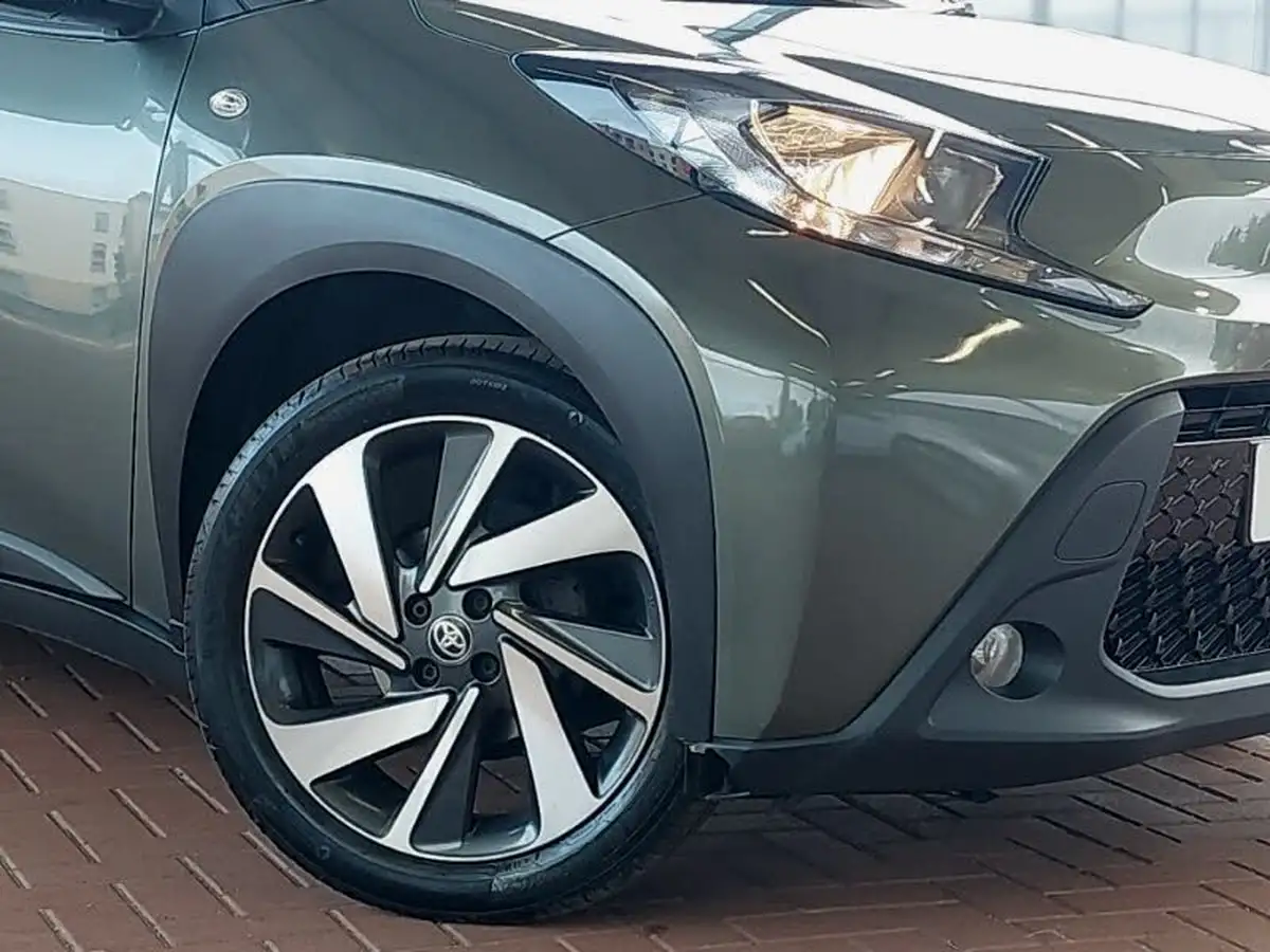 2022-toyota-aygo-x-10-vvt-i-edge-cvt-big-8