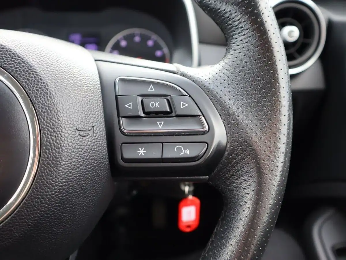 2019-mg-zs-suv-15-vti-tech-excite-106ps-big-28