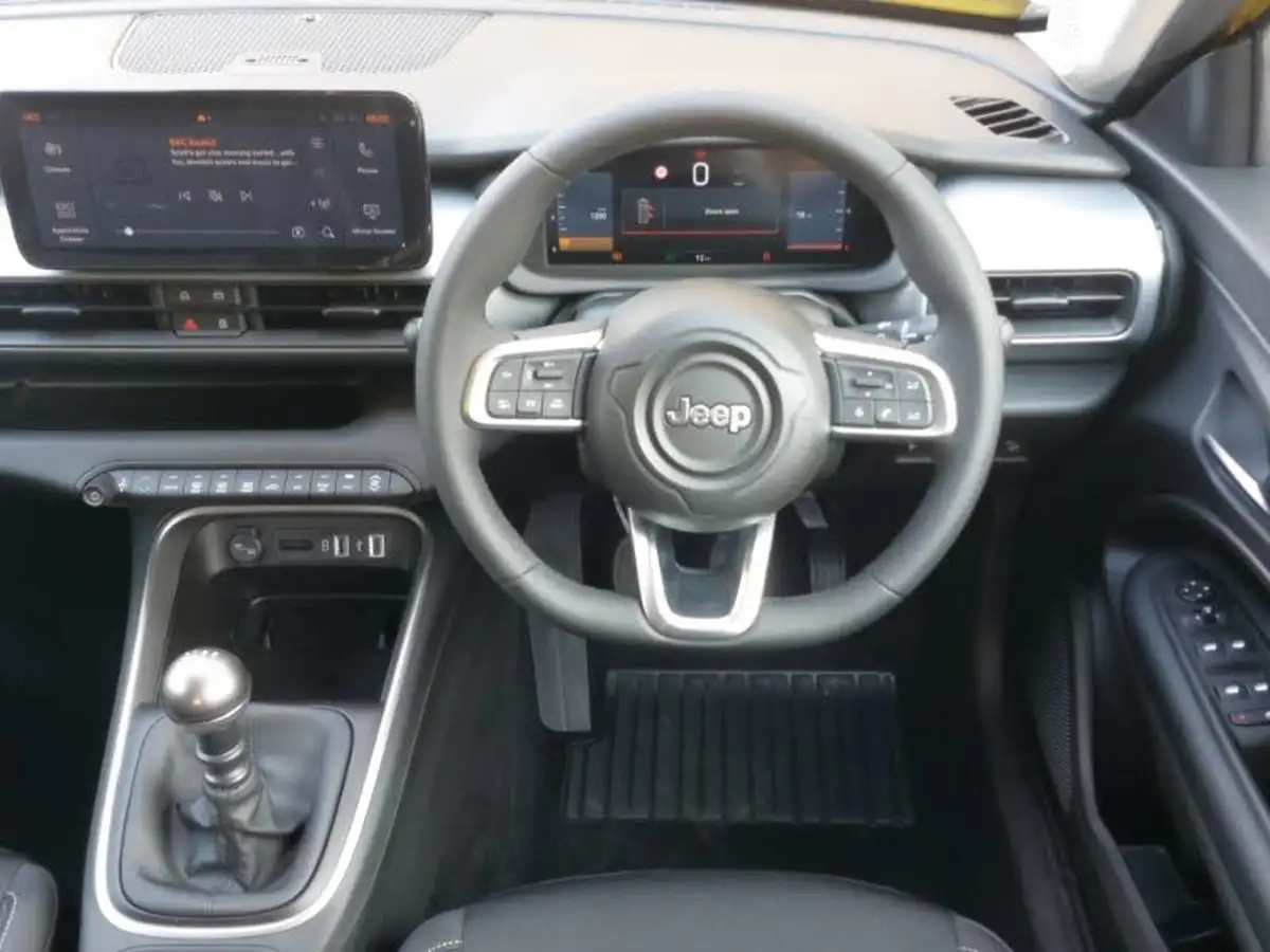 2025-jeep-avenger-12-gse-summit-big-6