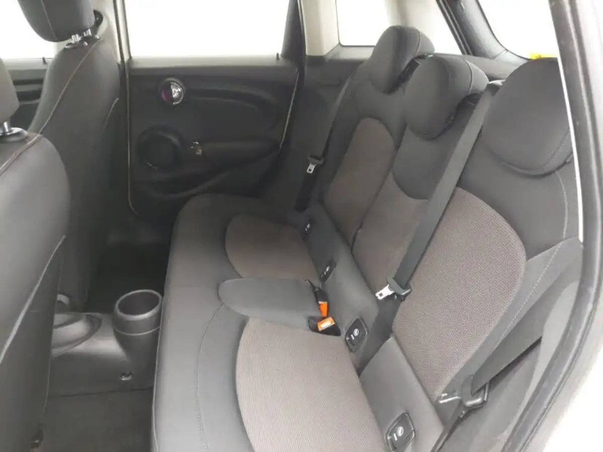 2019-mini-cooper-15-cooper-classic-hatchback-5d-big-5