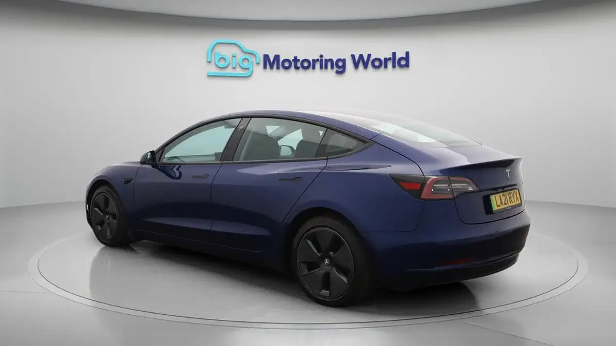 2021-tesla-model-3-e-long-range-4x4-big-5