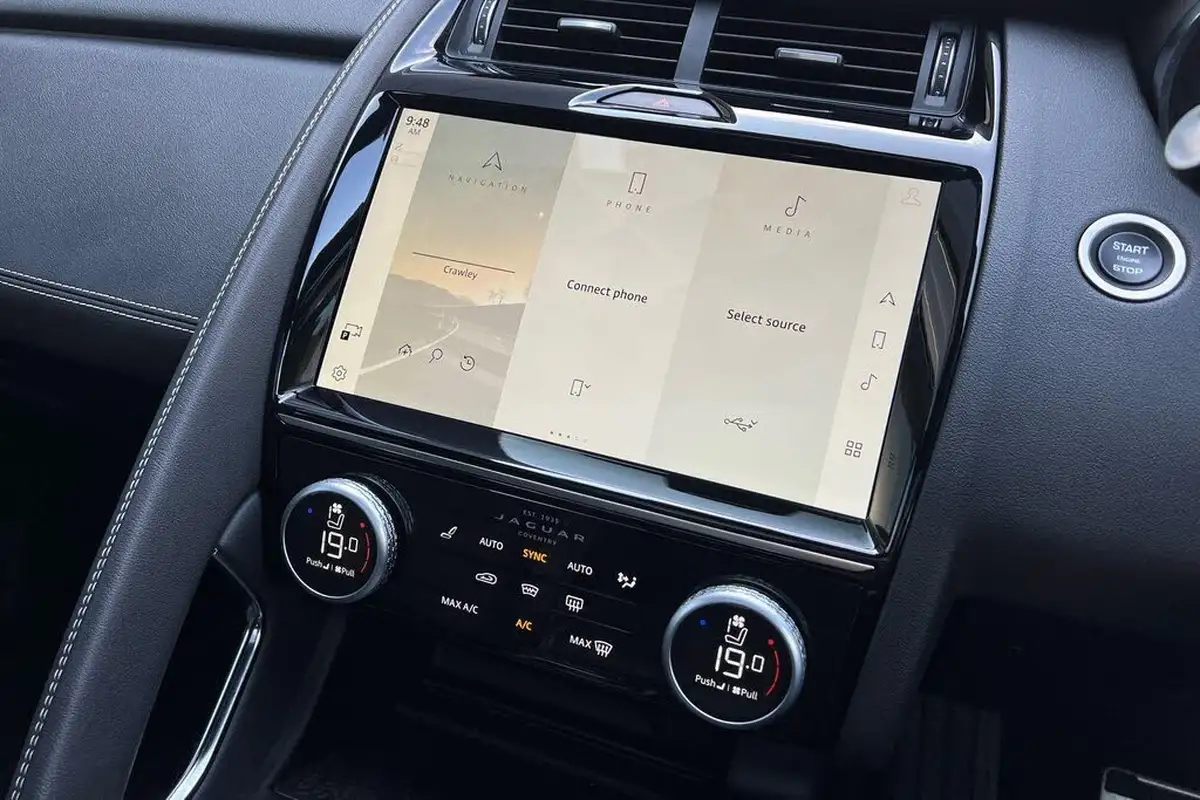 2024-jaguar-e-pace-20-d200-r-dynamic-se-black-big-44