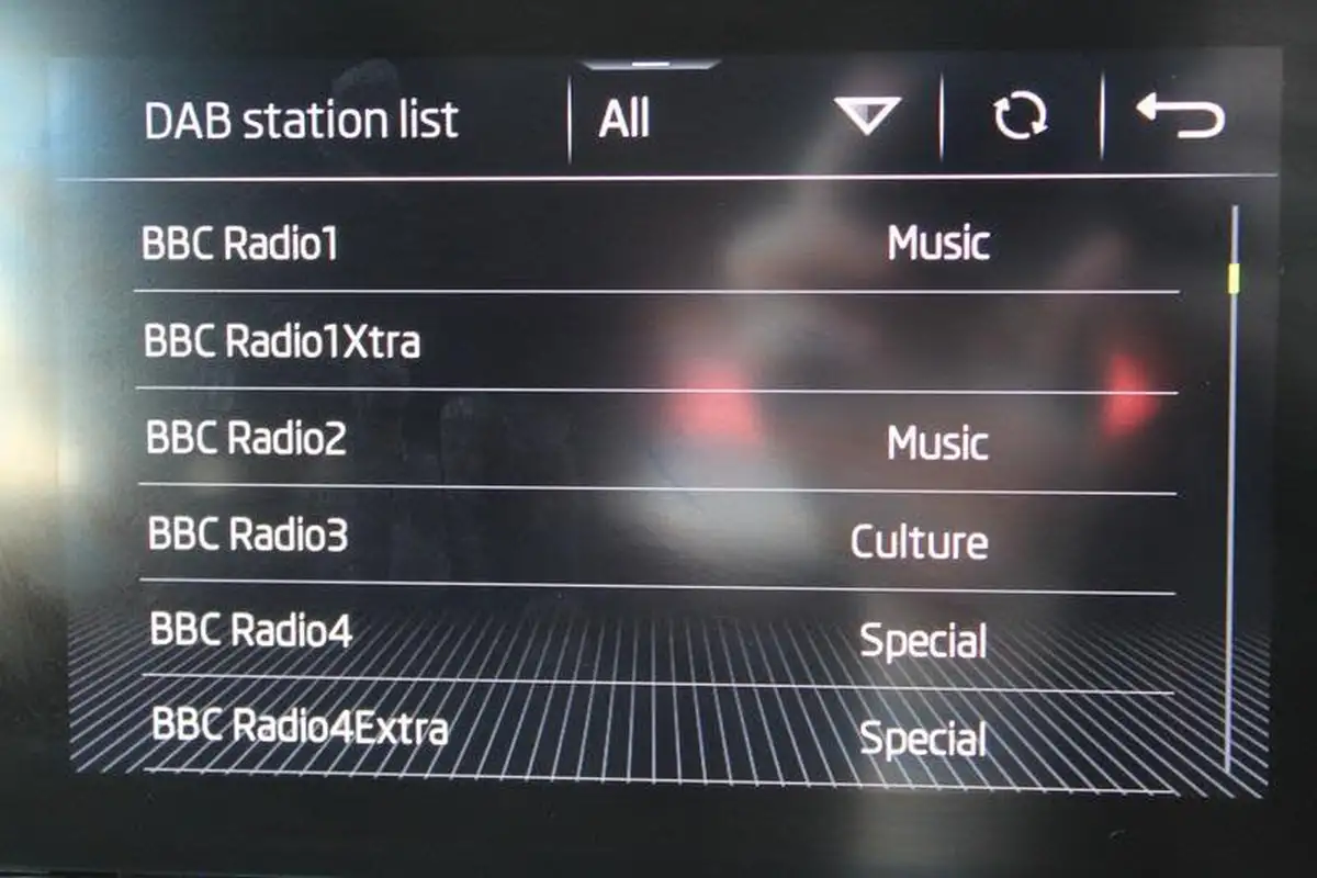 2021-skoda-scala-10-tsi-se-109ps-dsg-big-15