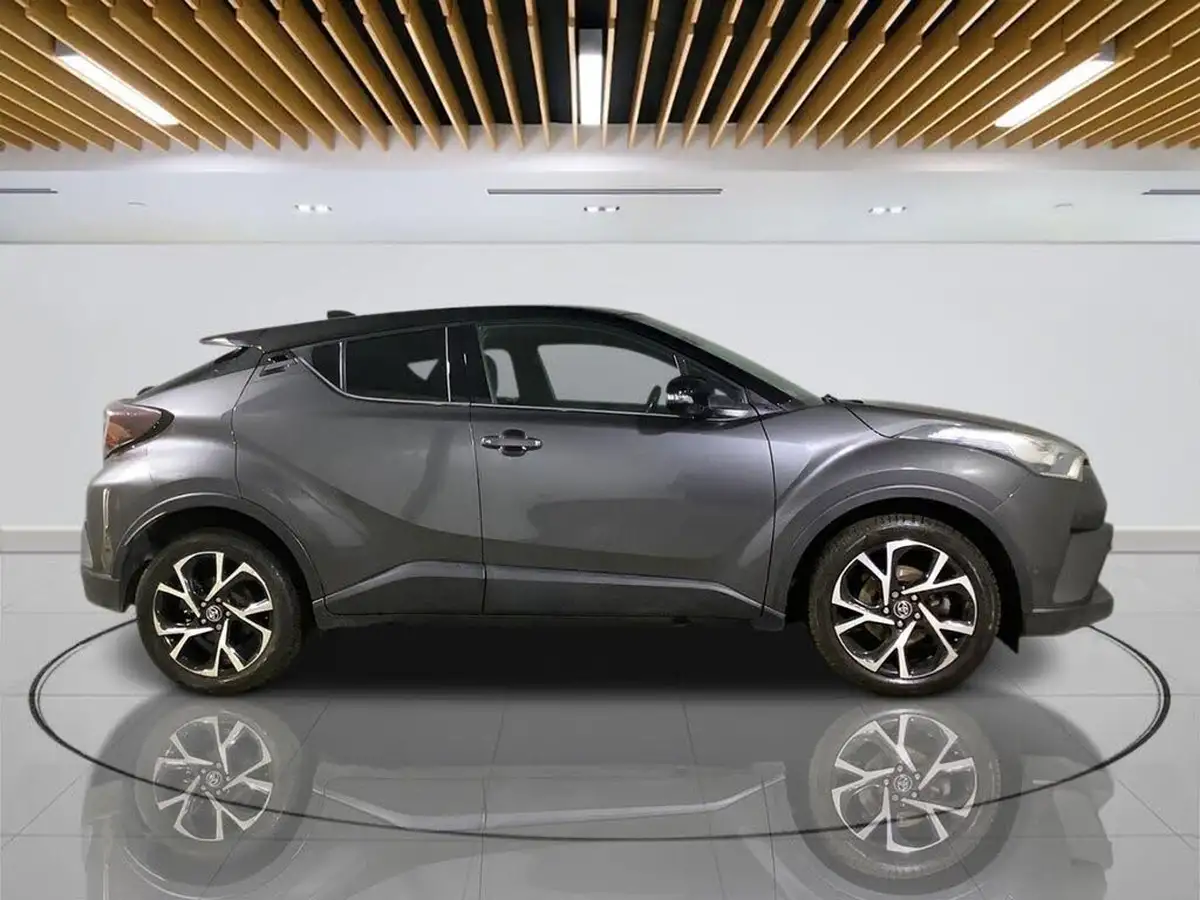 2018-toyota-c-hr-12-dynamic-cvt-big-9