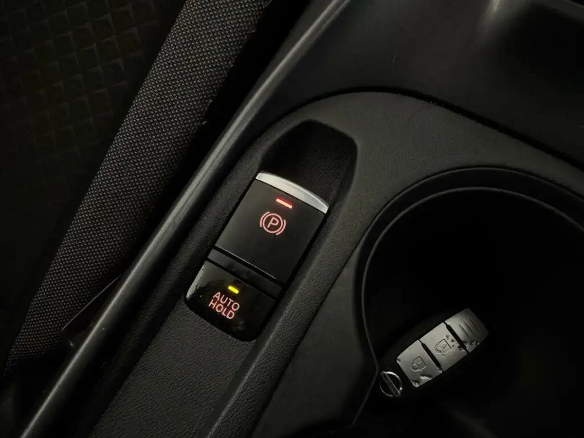 2022-nissan-juke-10-dig-t-n-connecta-big-12