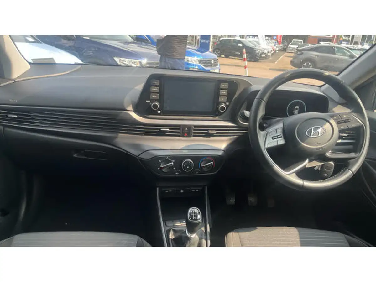 2022-hyundai-i20-10-t-gdi-se-connect-eclutch-imt-big-9