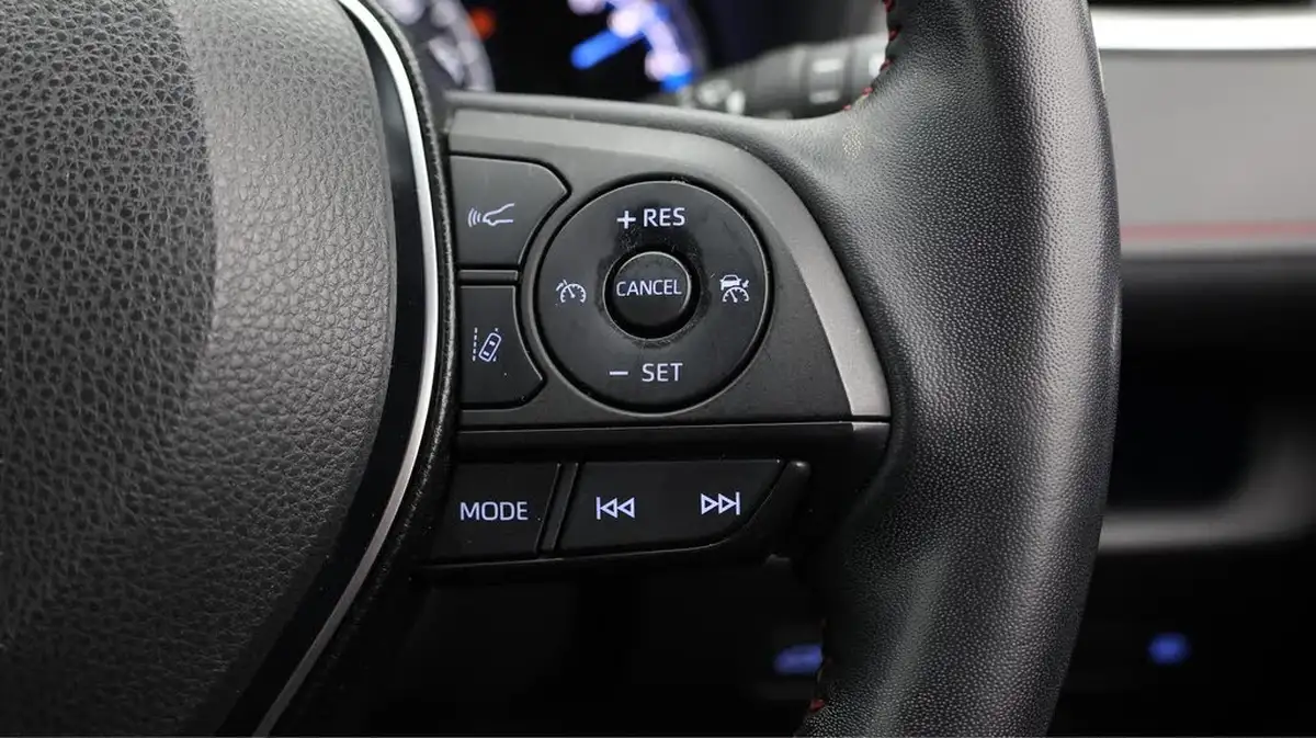 2022-toyota-rav4-25-vvt-i-design-302bhp-plug-in-big-24