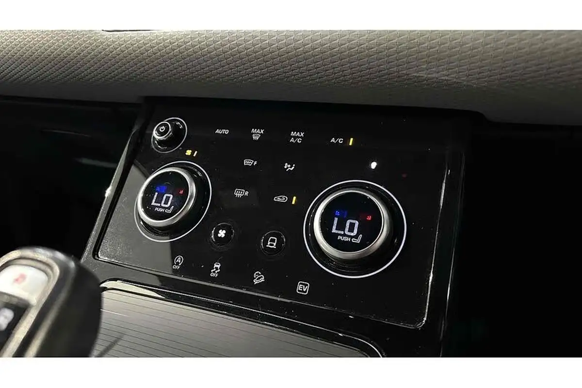 2021-land-rover-range-rover-evoque-15-p300e-r-dynamic-s-big-47