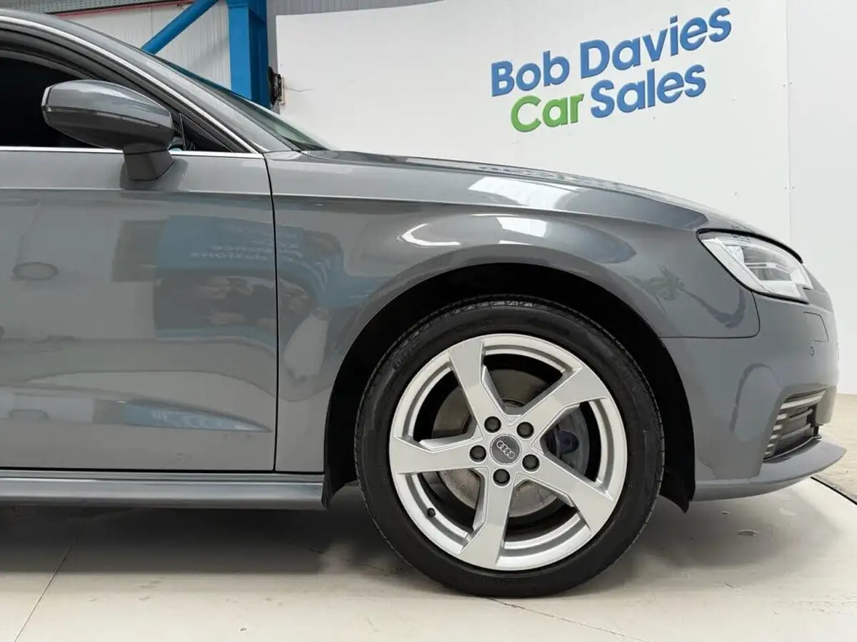 2020-audi-a3-14-40-e-tron-big-10