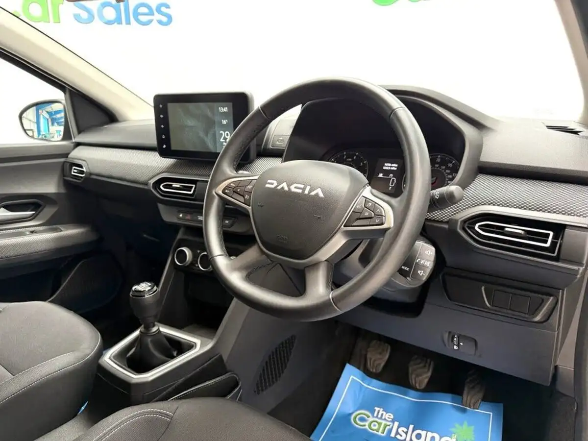 2023-dacia-jogger-10-tce-expression-big-14
