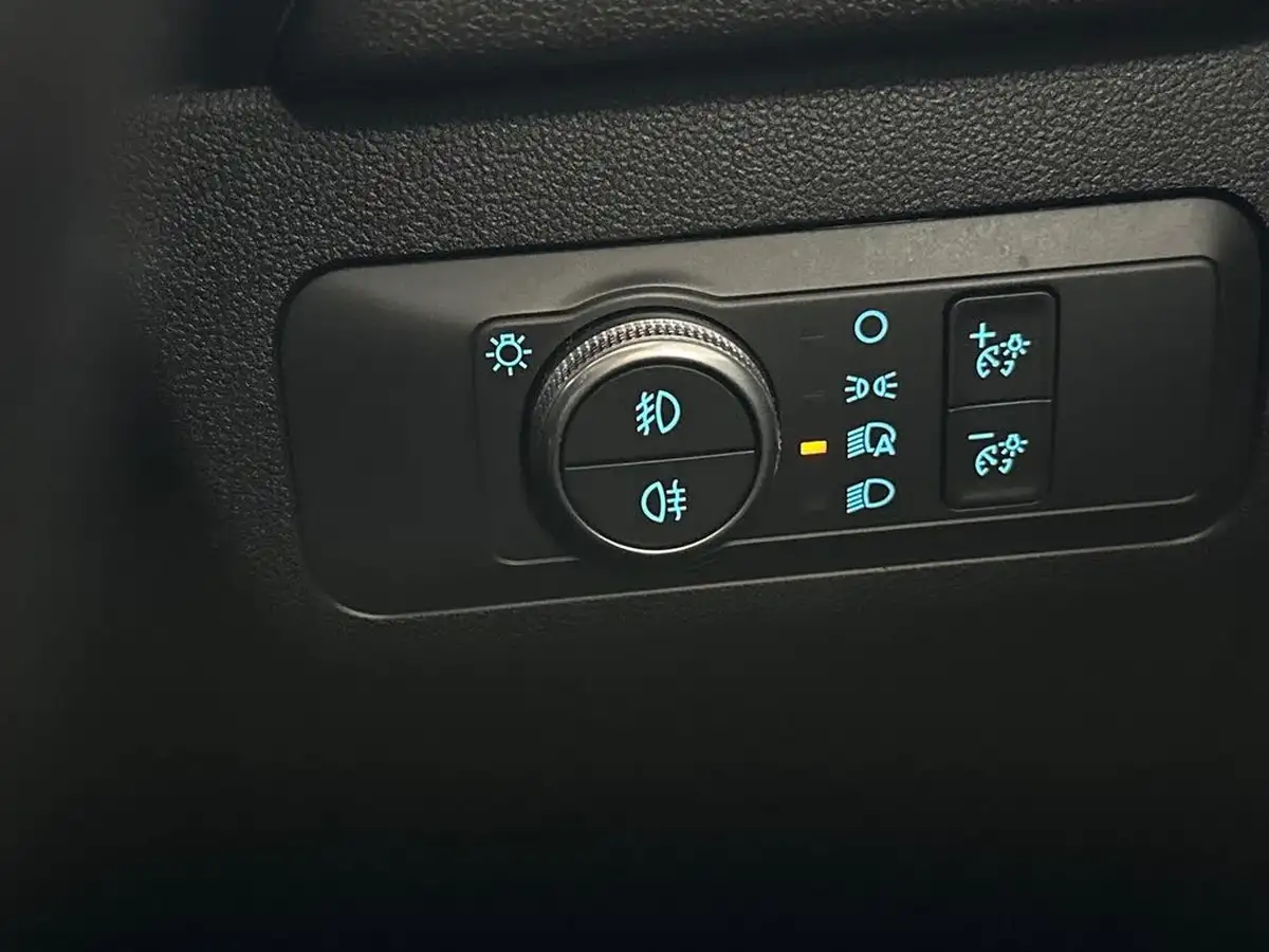 2020-ford-kuga-15-titanium-big-22