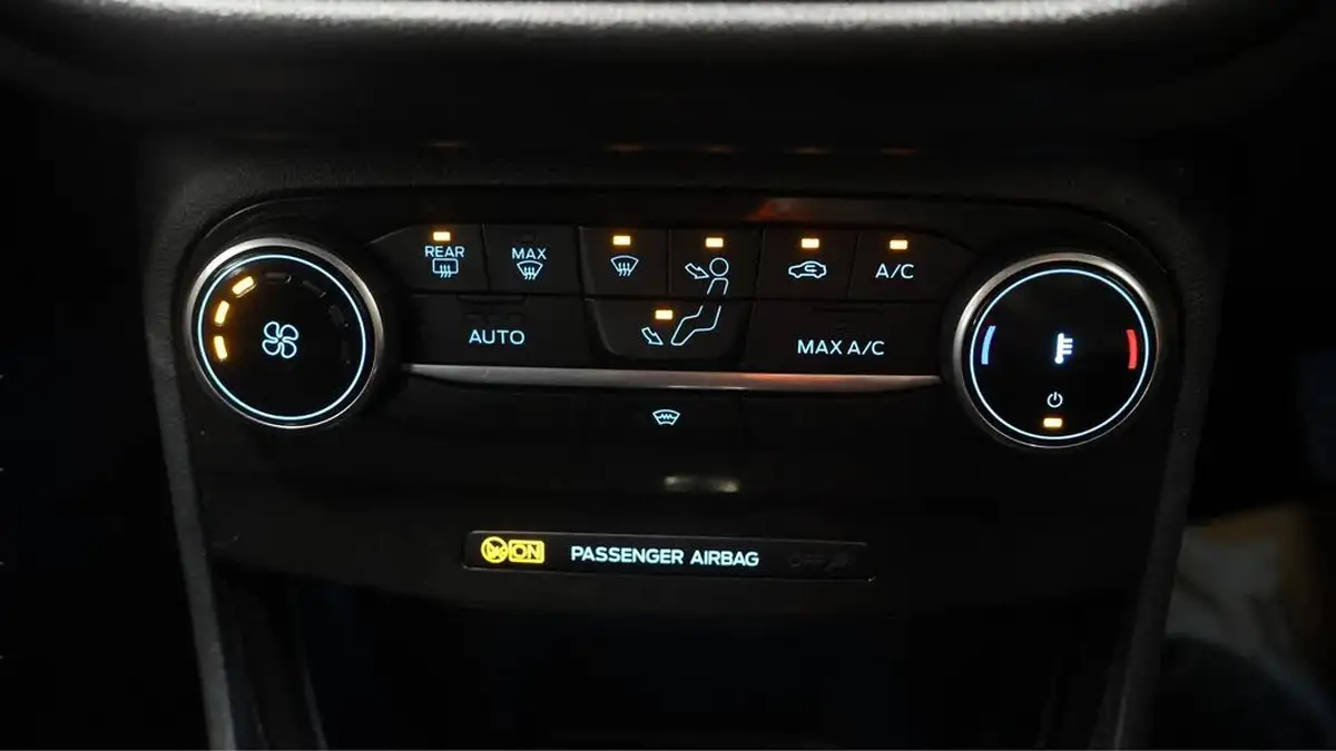 2021-ford-puma-suv-10-titanium-125ps-hybrid-mhev-auto-big-12