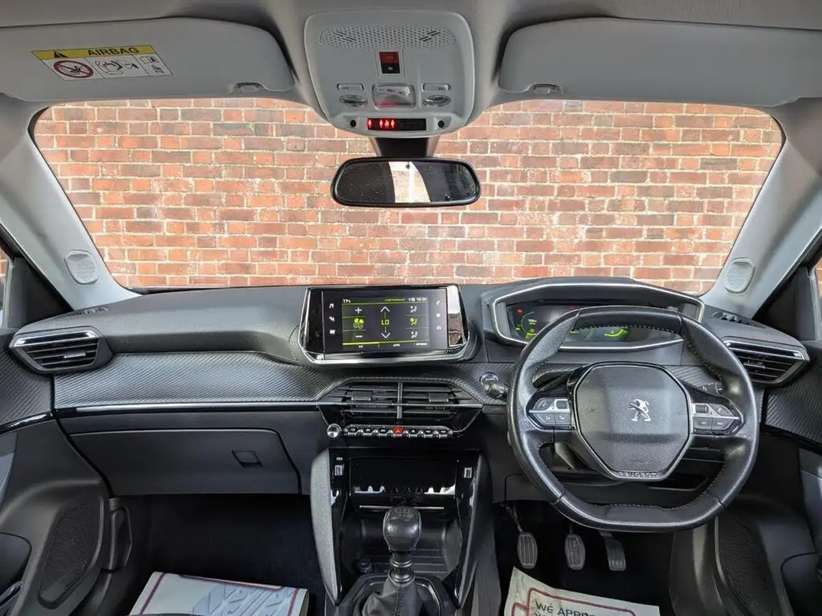 2020-peugeot-2008-suv-12-puretech-allure-100bhp-big-1