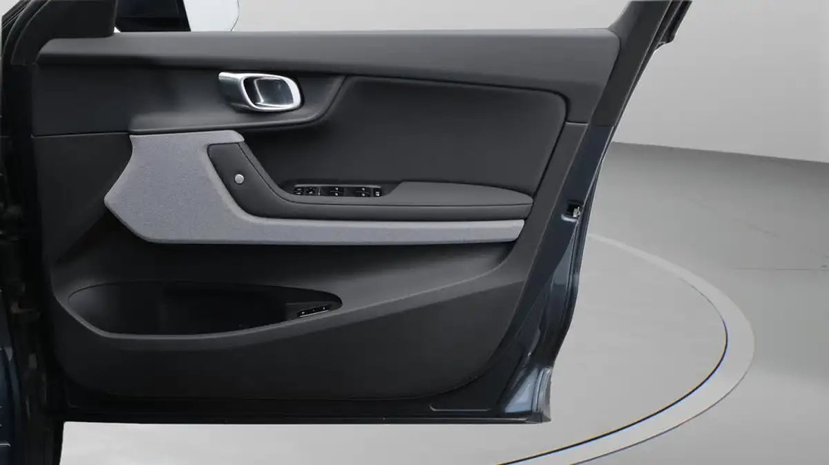 2022-polestar-polestar-2-e-ps2-300kw-longe-dual-plus-pilot-big-15