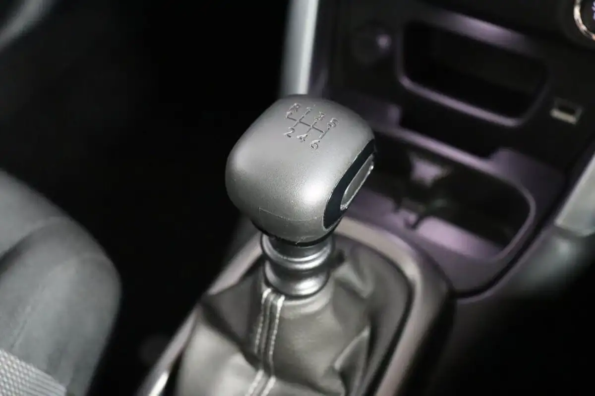 2020-citroen-c3-aircross-12-puretech-flair-110ps-ss-big-29